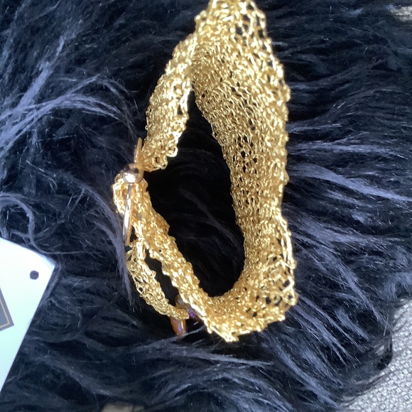 Hand Knit Gold wire bracelet…one of a kind. - Picture 3 of 3